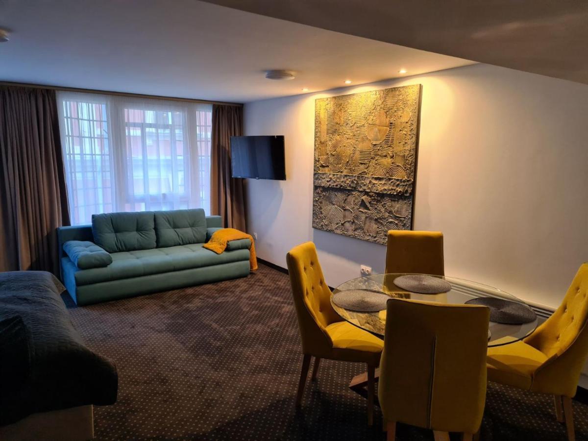 City Center Apartmanhaz 埃格尔 外观 照片
